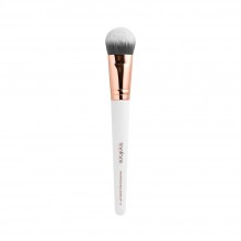 Angled Foundation Brush F06